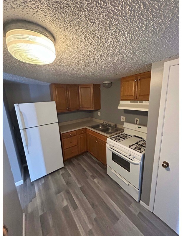 3309 Wood Ave Unit 14, Kansas City, KS 66102 Condo for Rent in Kansas