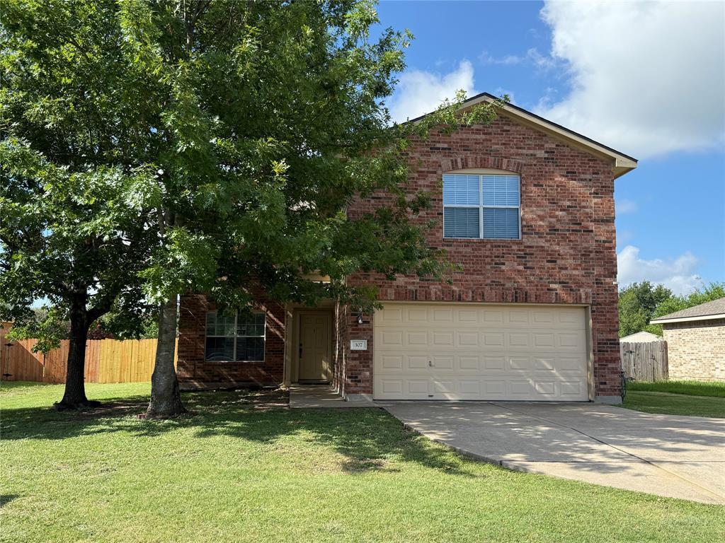 Foto principal - 307 Indian Meadow Dr