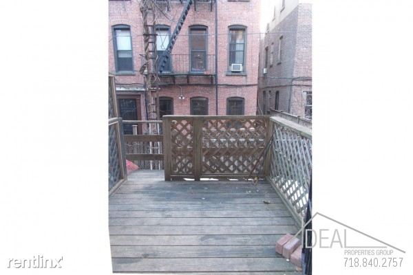 Building Photo - 710 Carroll St
