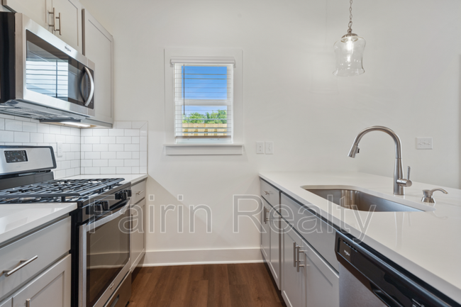 Building Photo - 212 Huntley Pkwy