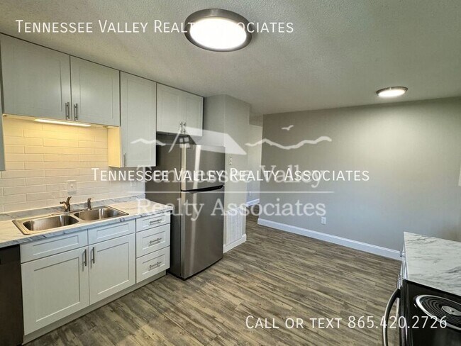 Foto del edificio - 997 Kirk Ave