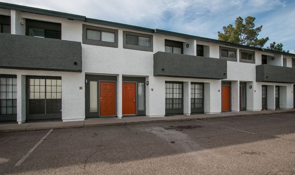 Primary Photo - 407 W 7th St