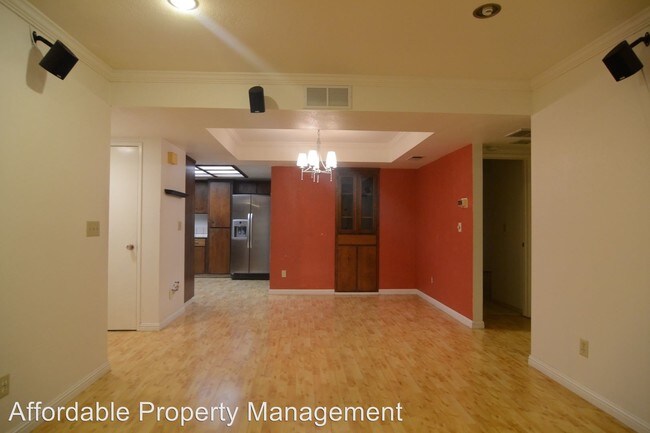 Foto del edificio - 2 br, 2 bath House - 3767 Milton Terrace