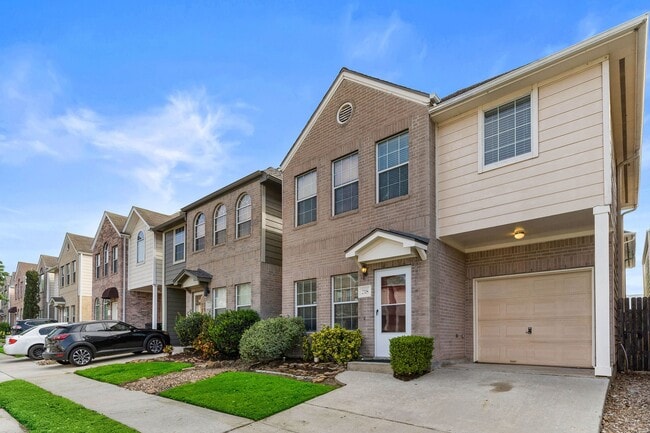 Foto del edificio - 218 Plaza Del Sol Park