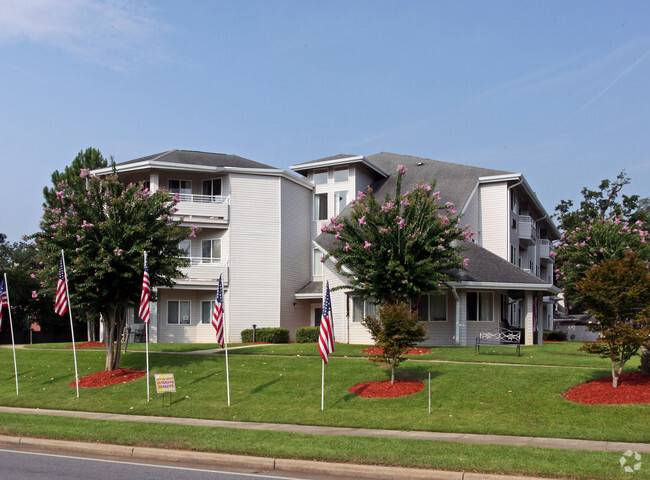 Building Photo - Asher Point Independent Living of Mobile