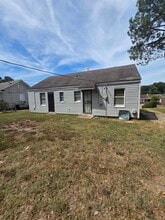 Building Photo - 3166 Winslow Rd