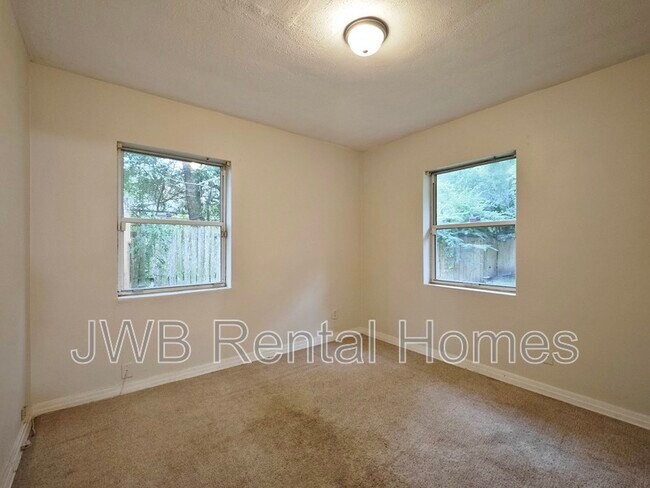 Foto del edificio - 1292 Peacefield Dr