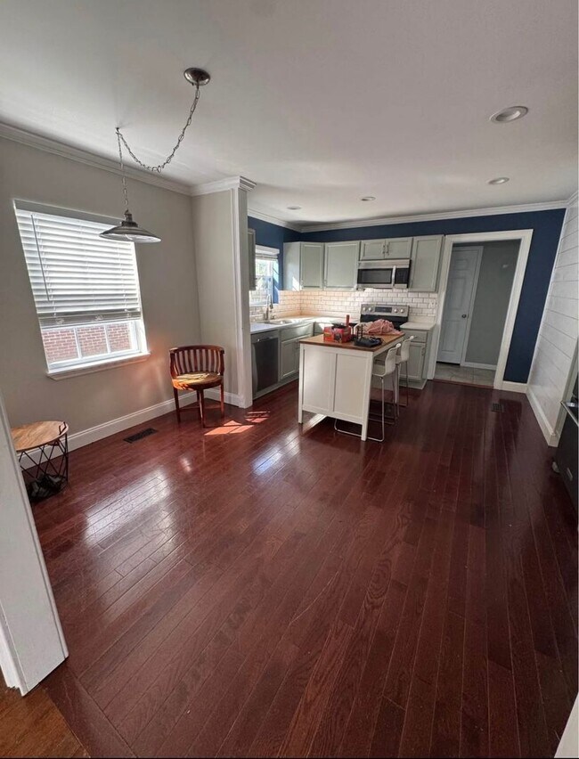 Foto del edificio - 1533 Harle Ave NW