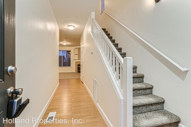 Foto del edificio - 3 br, 2.5 bath House - 389 NE Natalie St