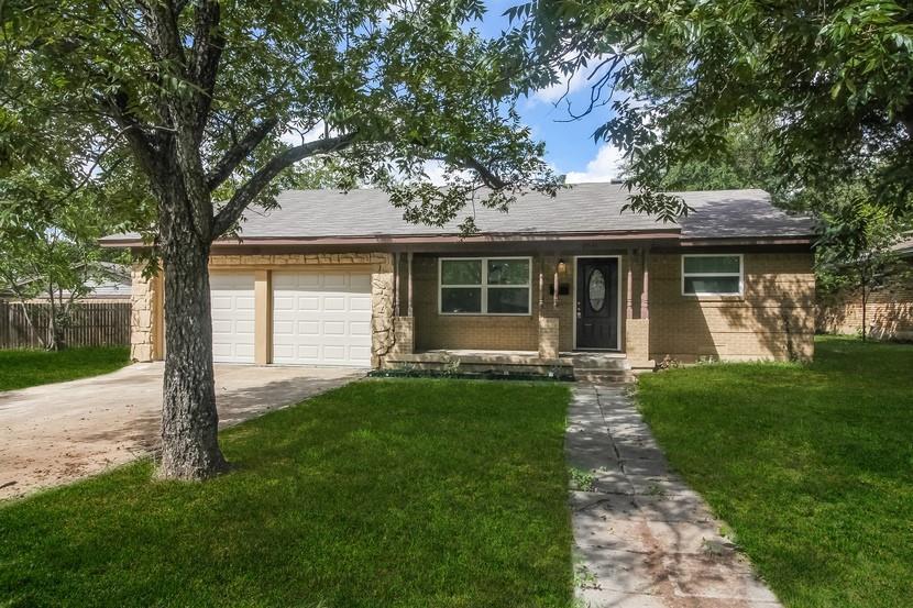 Foto principal - 3031 Touraine Dr