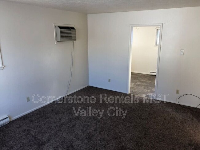 Foto del edificio - 815 3rd St SW