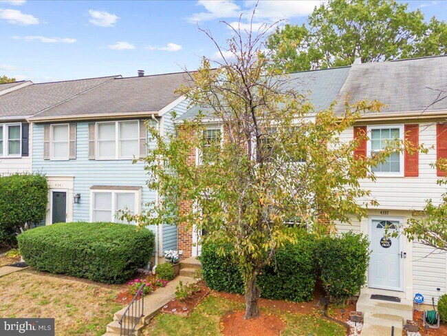 Foto del edificio - 4339 Thistlewood Terrace