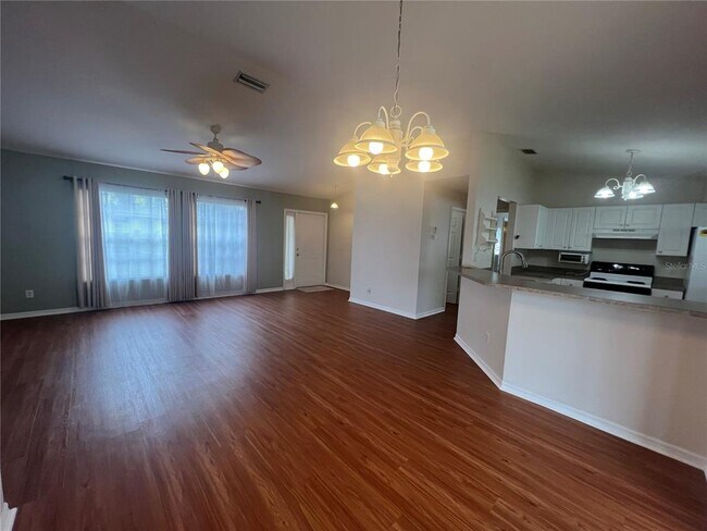 Building Photo - 3228 Lucaya Ave