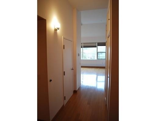 Foto del edificio - 290 Pleasant St
