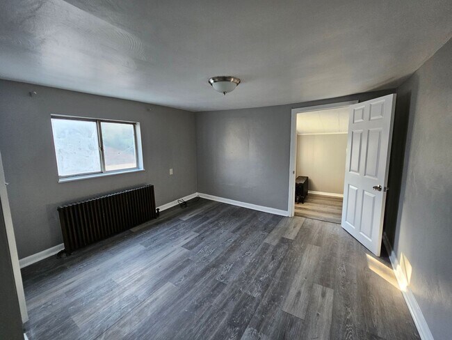 Foto del edificio - Spacious 2 bedroom 1 bath house for rent!