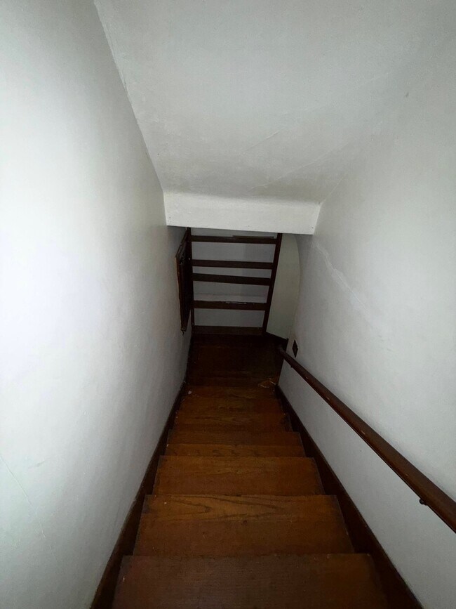 Foto del edificio - 1665 N Union St