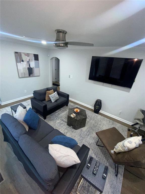 Foto del edificio - 2133 Pinehurst Dr