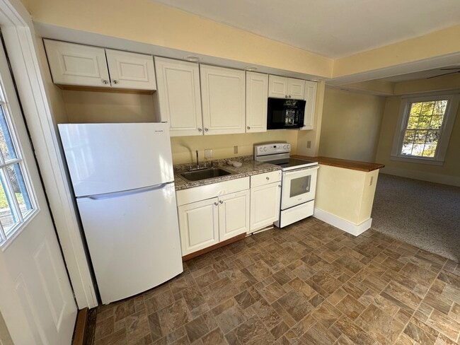 Building Photo - 21 Nelson St