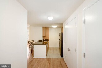 Building Photo - 355 I St SW
