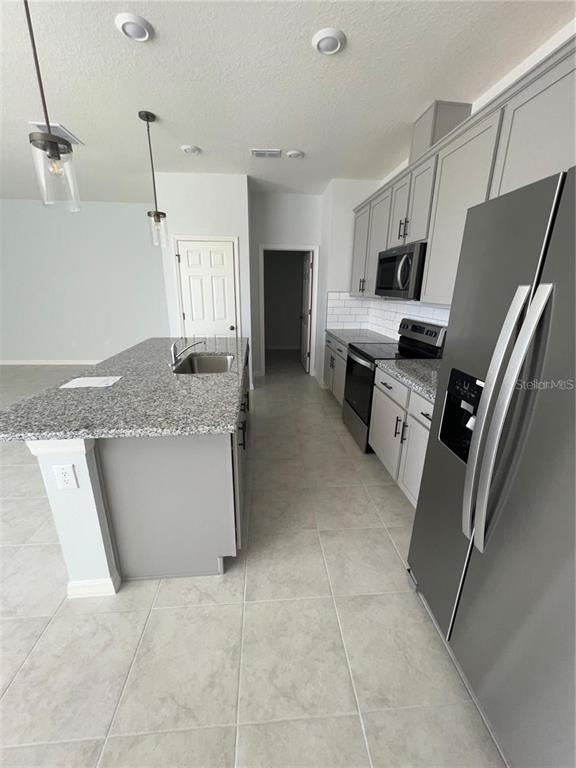 Foto del edificio - 2580 89th St Cir E