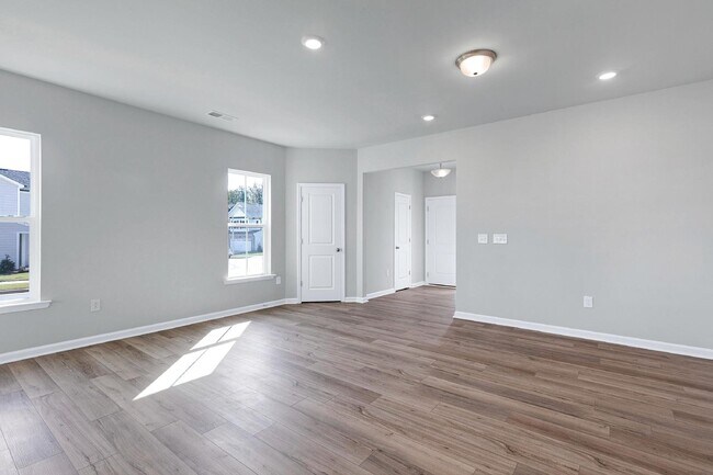 Foto del edificio - 580 Glen Clova Dr