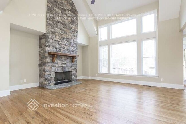 Foto del edificio - 215 Montana Way