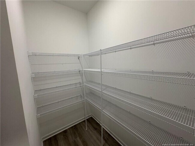 Foto del edificio - 158 Ledgebrook Ln