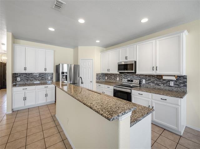 Building Photo - 3001 Hickory Ridge