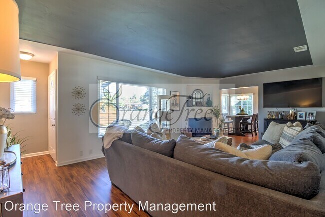 Building Photo - 4 br, 2 bath House - 11823 Peach Tree Cir.