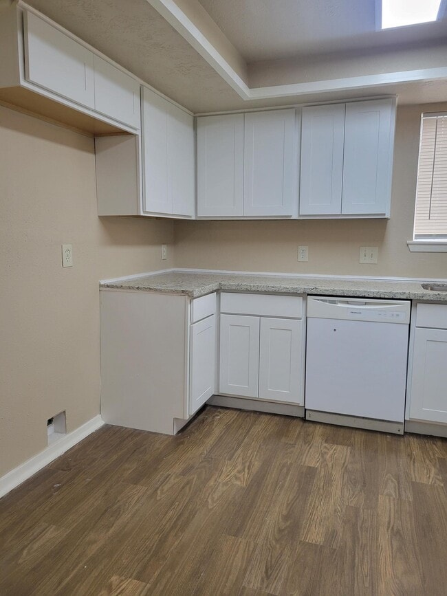 Foto del edificio - 9915 Towne Brook Ln