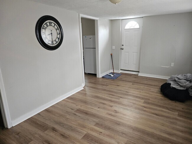 Foto del edificio - 613 Poplar St