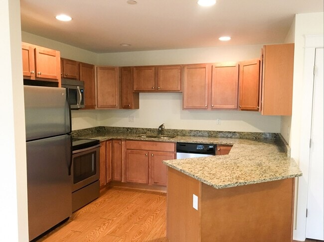 Building Photo - Highfield Commons Apartments