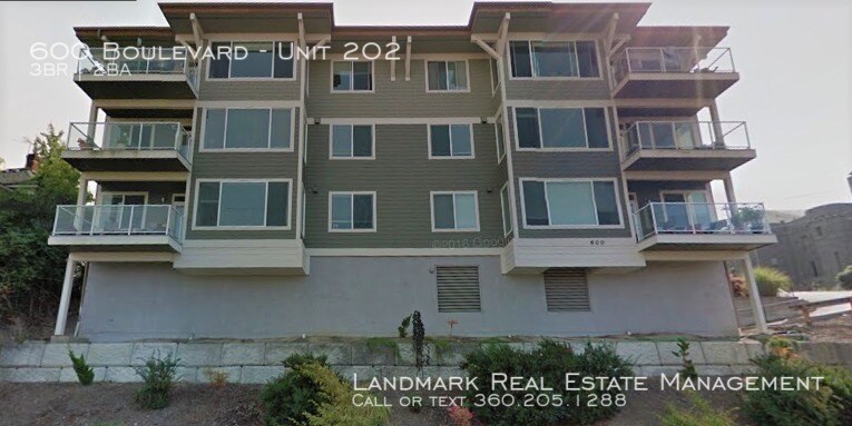Primary Photo - 600 Boulevard
