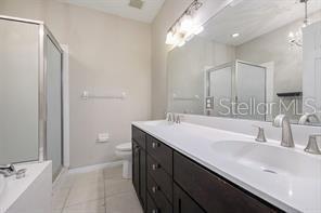 Foto del edificio - 14223 Waterville Cir