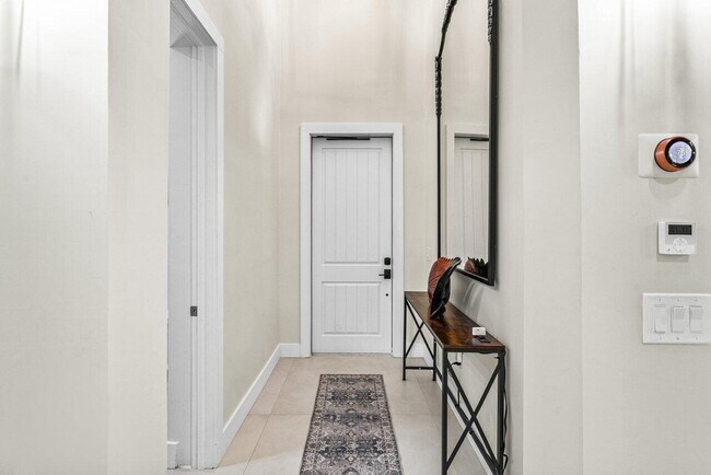 Foto del edificio - 12466 Quercus Ln