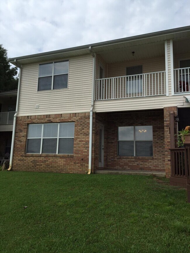 Building Photo - 2397 Placid Dr
