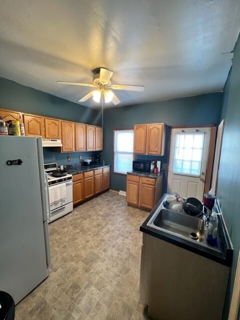 KITCHEN - 2629 Diehn Ave