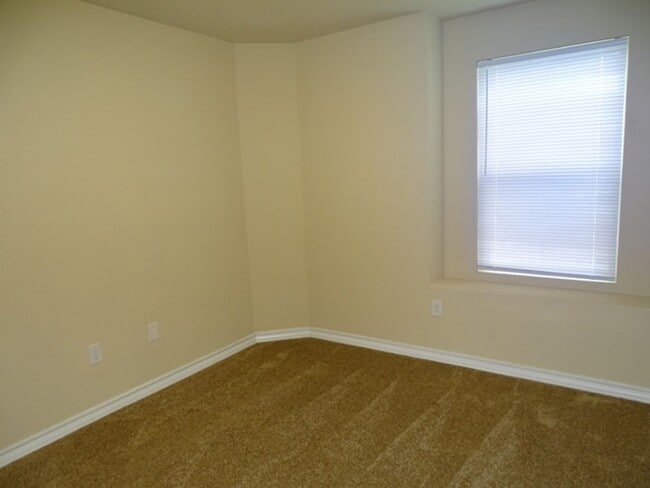 Building Photo - 13915 Annas Way #102, San Antonio, TX. 78233