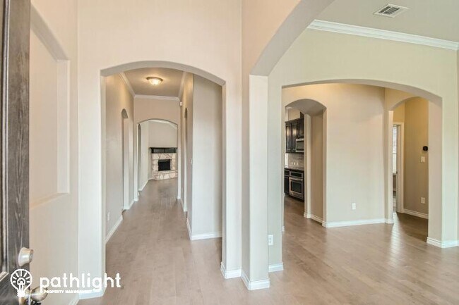 Building Photo - 1136 Nottingham Trail