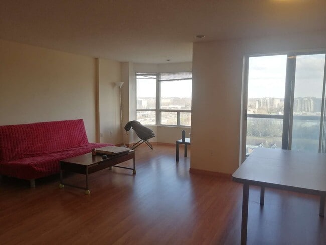 Building Photo - 30 Chapman Crt