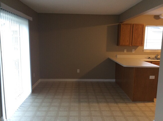 Foto del edificio - Avon - 3 BR home with loft