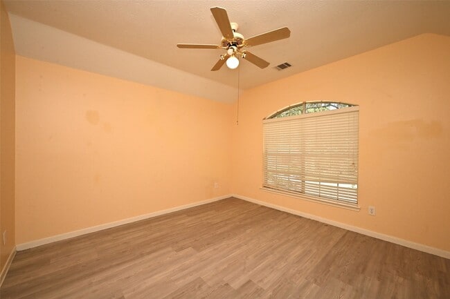 Building Photo - 6419 Sutter Park Ln