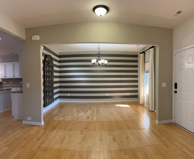 Foto del edificio - 105 E Neel Ranch Rd