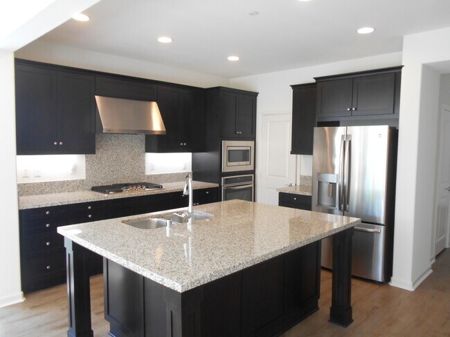 Building Photo - Spacious 4 bedroom Home in Carmel Valley!!