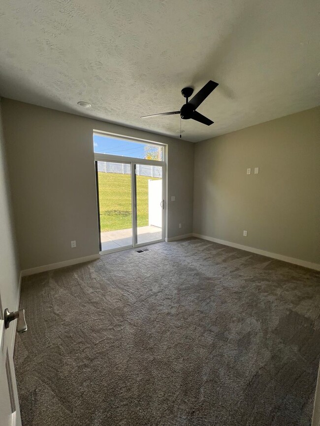 Building Photo - NEW! Luxury 3 Bedroom in Midtown