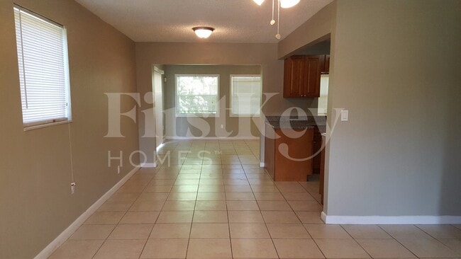 Foto del edificio - 5970 NW 42nd Terrace