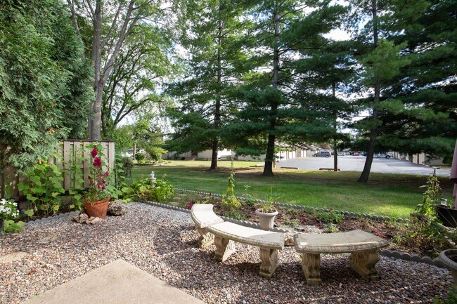 Building Photo - 3603 Cedarwood Ct
