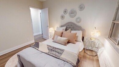 Building Photo - 165 Ontario