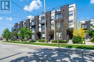 Building Photo - 34 Fieldway Rd