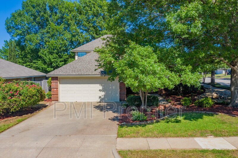 Foto principal - 471 Caviness Dr